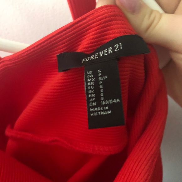 Red mini dress from Forever 21 - Picture 2 of 3